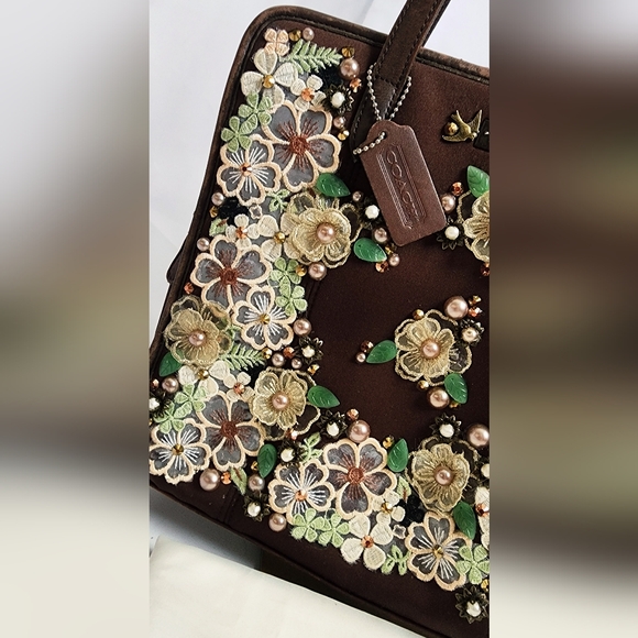 Handmade Coach Pearl Chaos Neoprene Purse - Antique Flowers - Picture 6 of 17